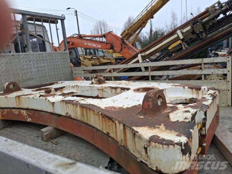 Krupp KMK 3040 Всъдеходни кранове