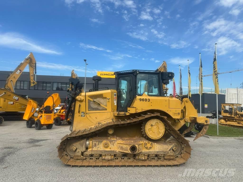 CAT D 6 XE Верижни булдозери
