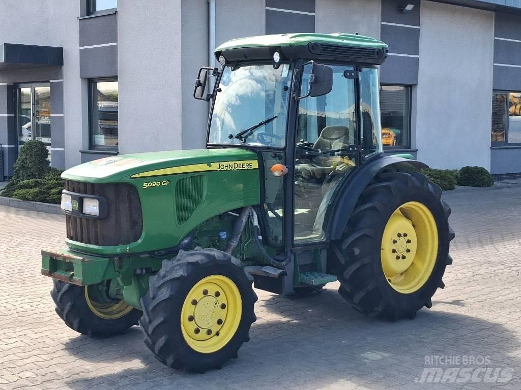 John Deere 5090 GF Трактори