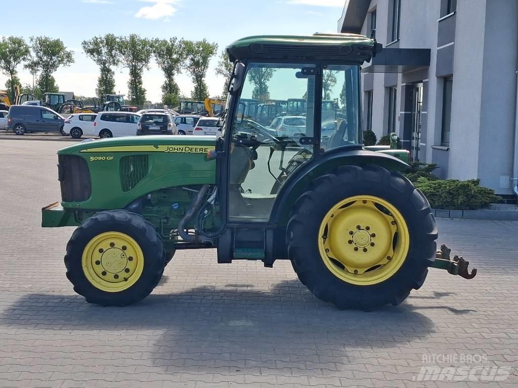 John Deere 5090 GF Трактори