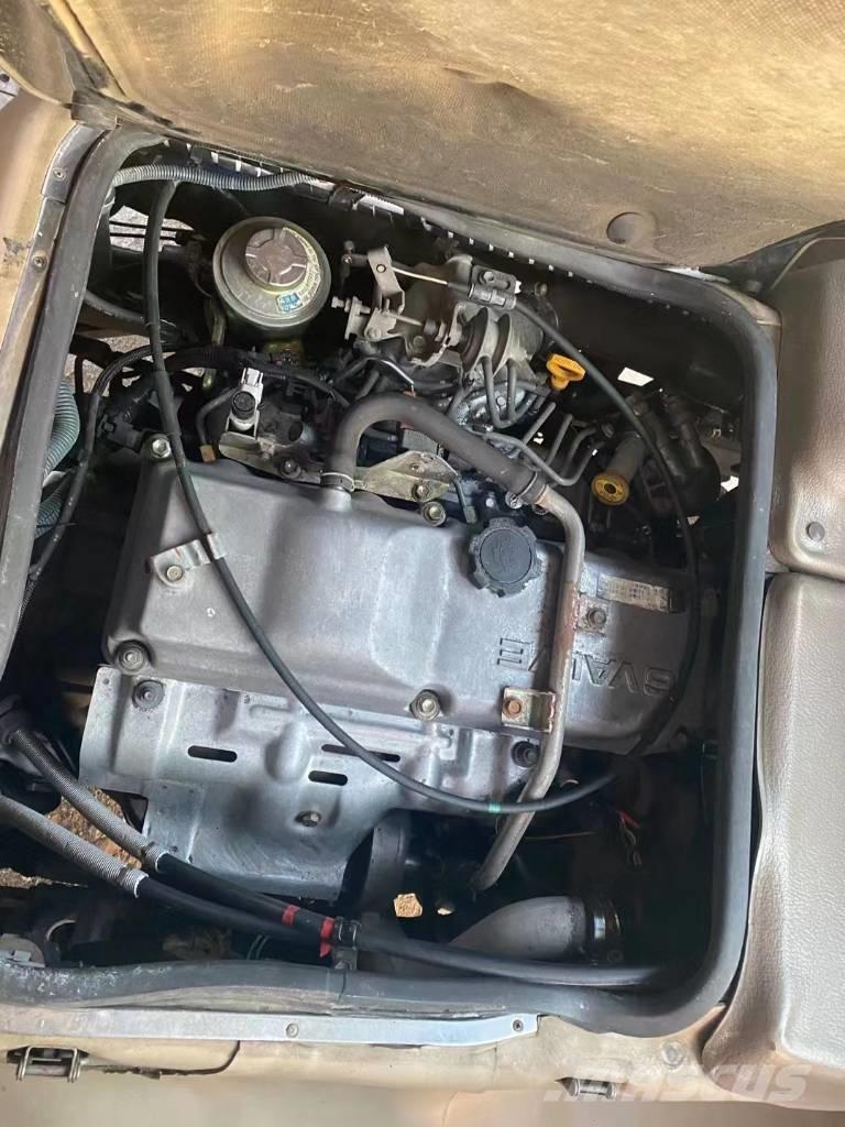 Toyota Coaster Bus Мини бусове