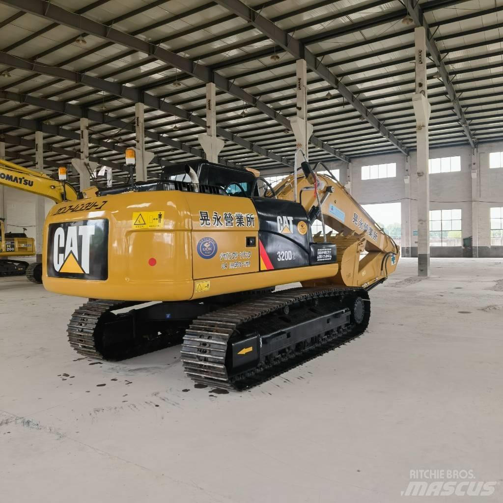 CAT 320 D2 Верижен екскаватор
