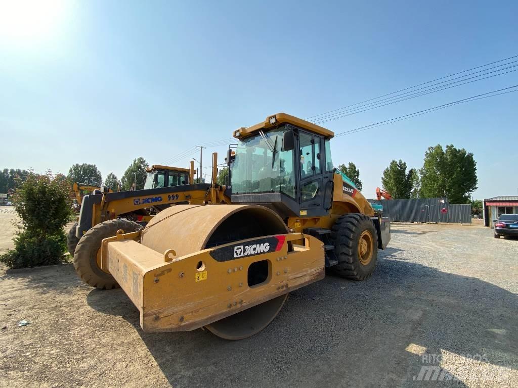 XCMG SX233JE Еднобарабанни ролки
