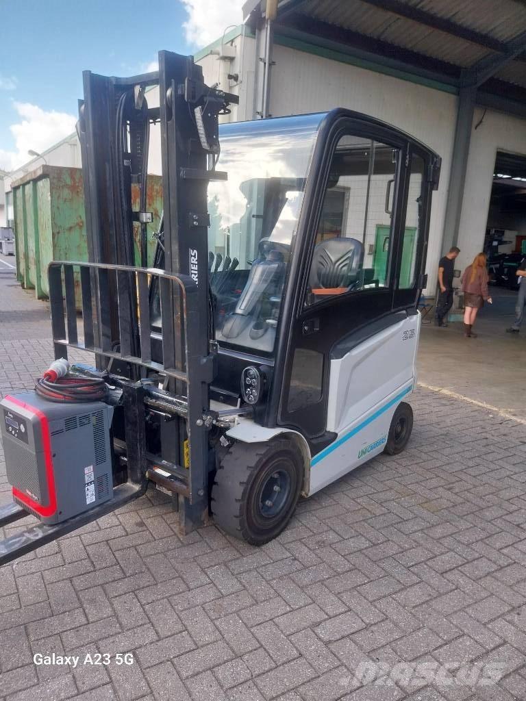 UniCarriers MX 25 Електрически вилични кари-повдигачи