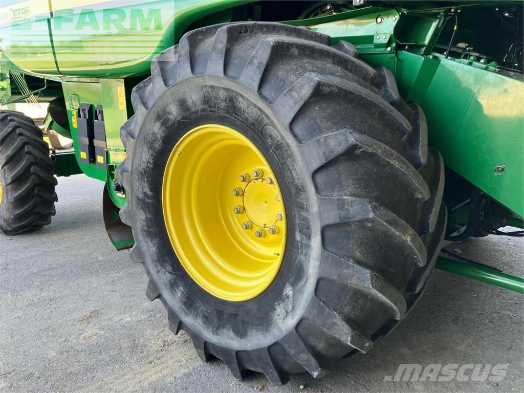 John Deere t560hm Комбайни