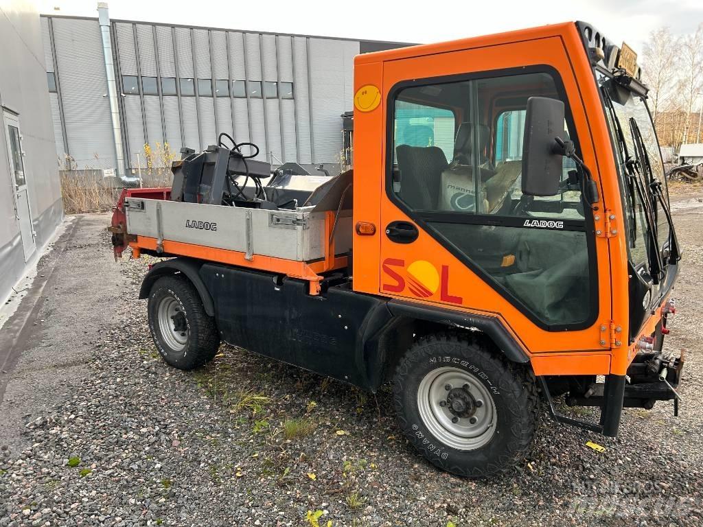 Ladog T1400 Комунални съоражения