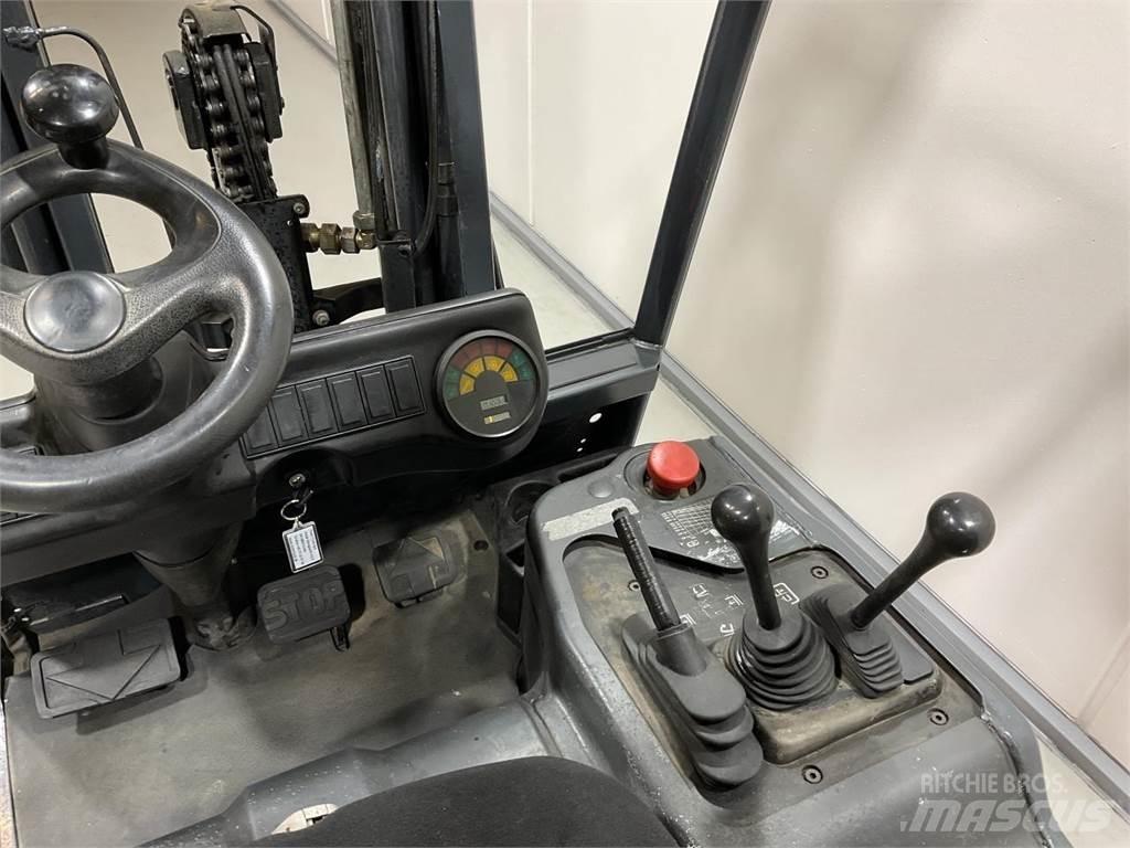 Linde E16 Електрически вилични кари-повдигачи