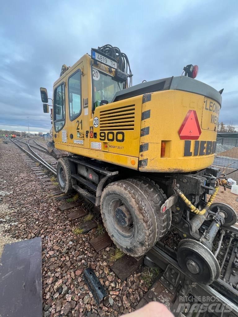 Liebherr A 900 C ZW Специални екскаватори