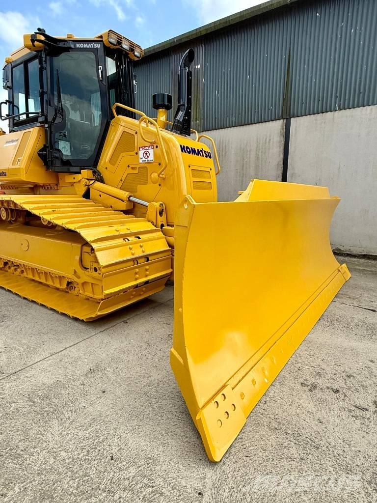 Komatsu D 61 PXi-24 Верижни булдозери
