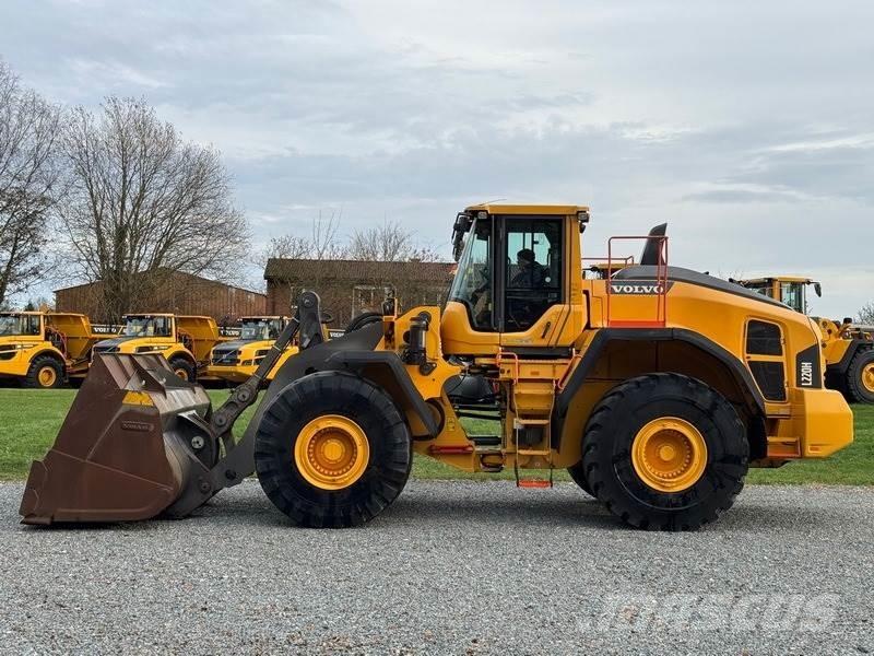 Volvo L 220 H Колесни товарачи