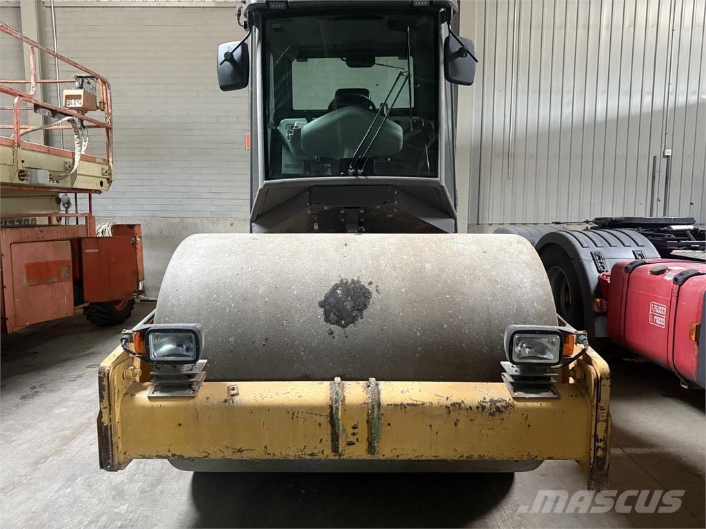 Volvo SD77 Еднобарабанни ролки
