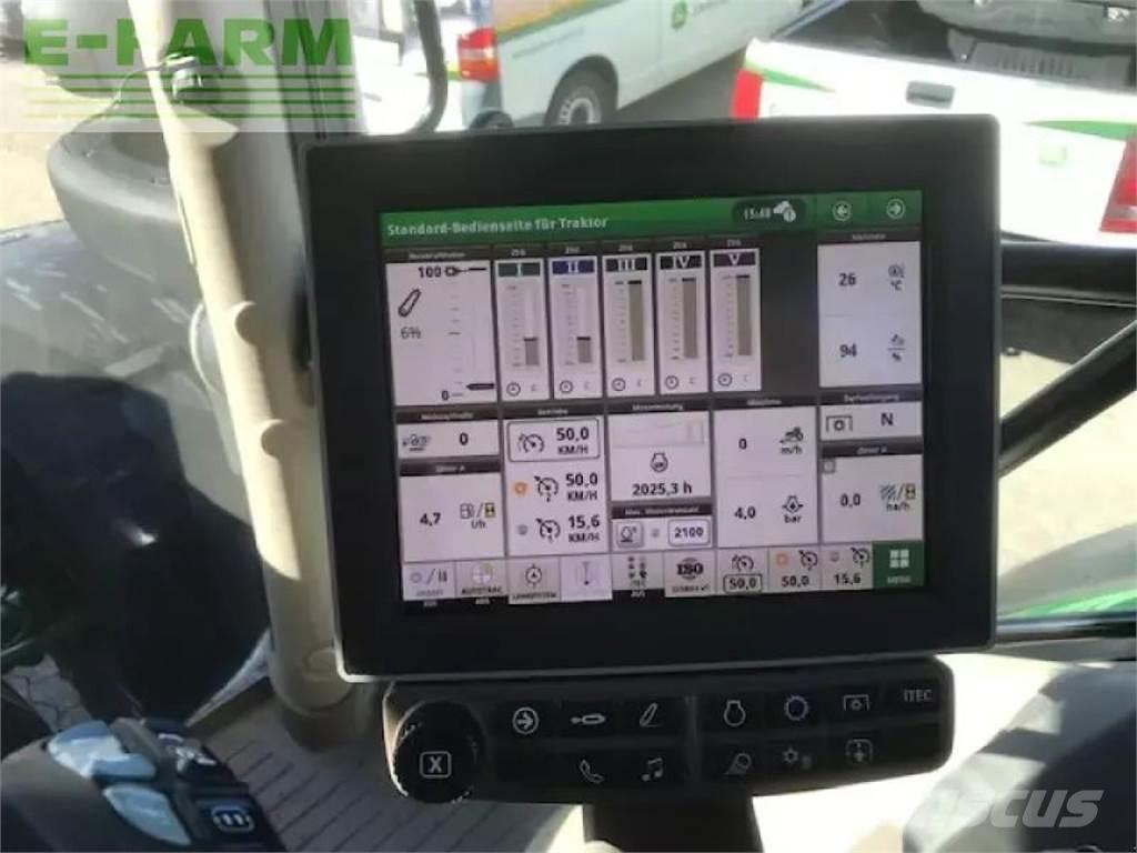 John Deere 6215r Трактори