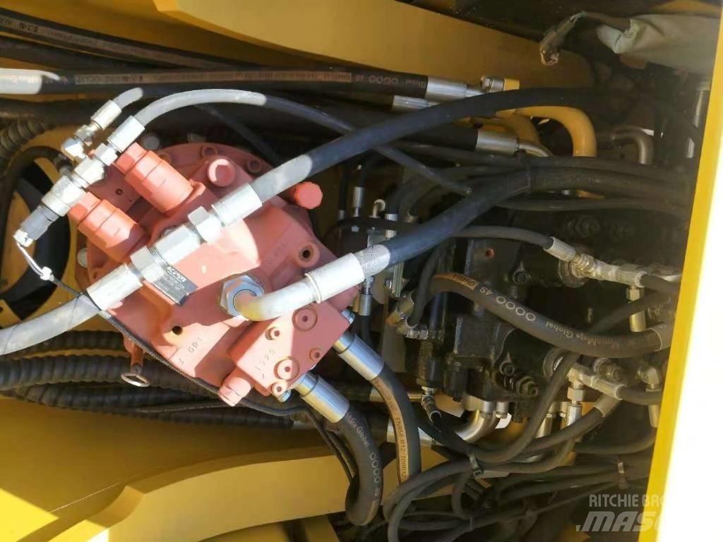 New Power NE225 Средни екскаватори 7т - 12т