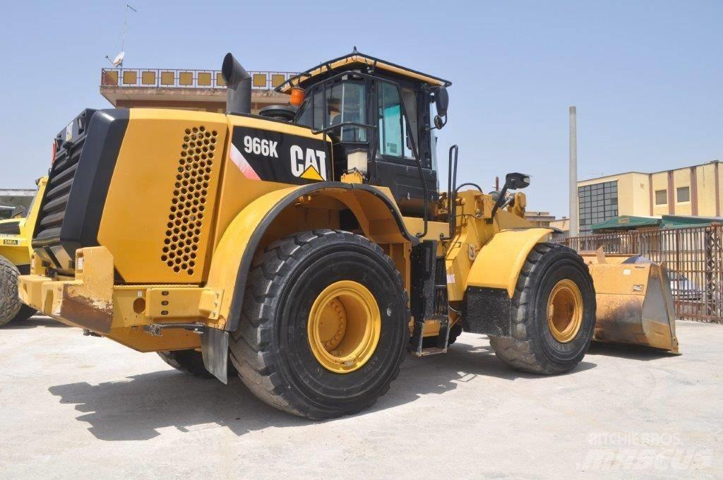 CAT 966 K Колесни товарачи