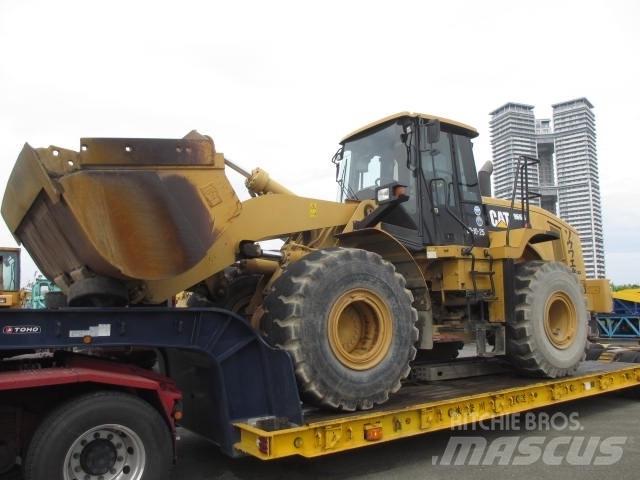 CAT 966H Колесни товарачи