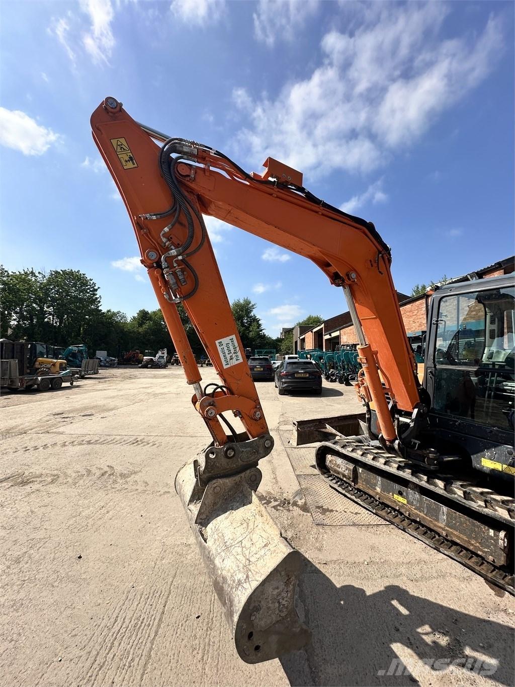 Doosan DX 63-3 Мини екскаватори < 7 т