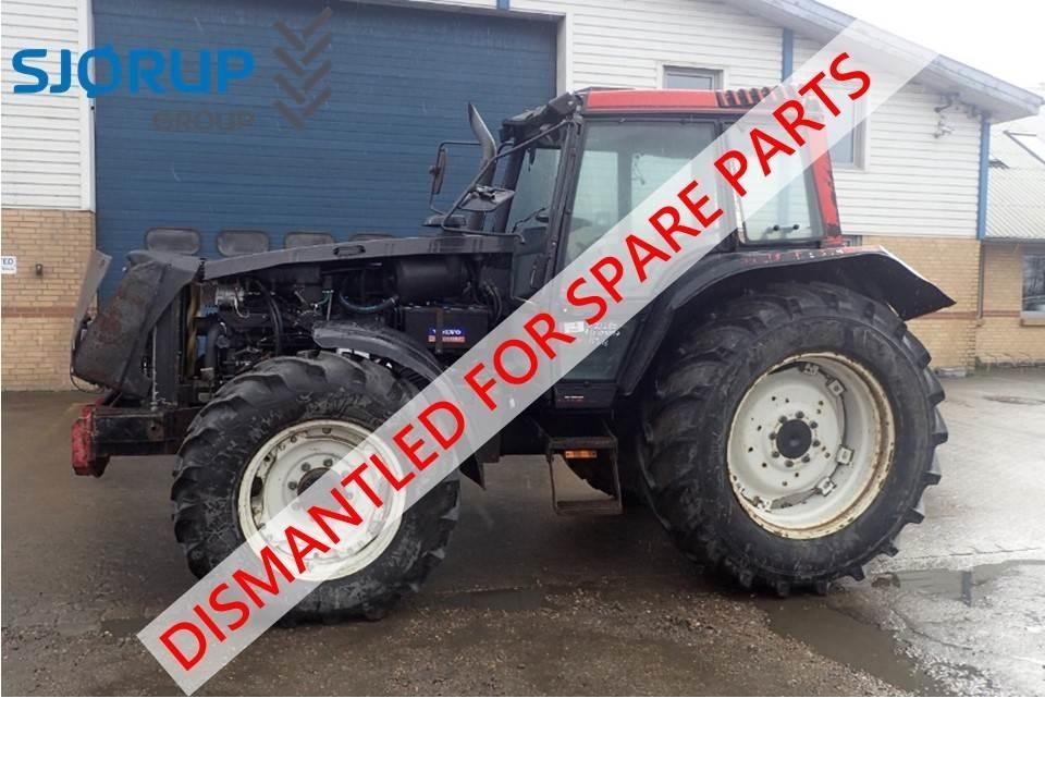 Valtra 8150 Трактори