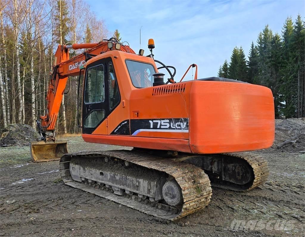 Daewoo S175LC-V Верижен екскаватор