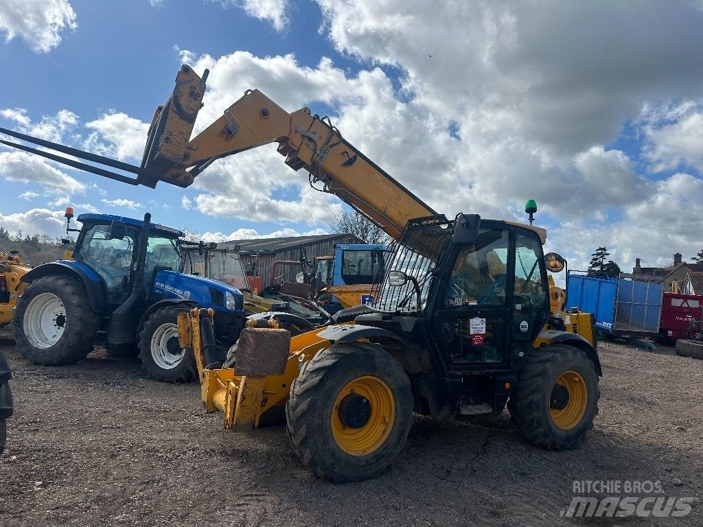 JCB 533-105 Телескопични товарачи