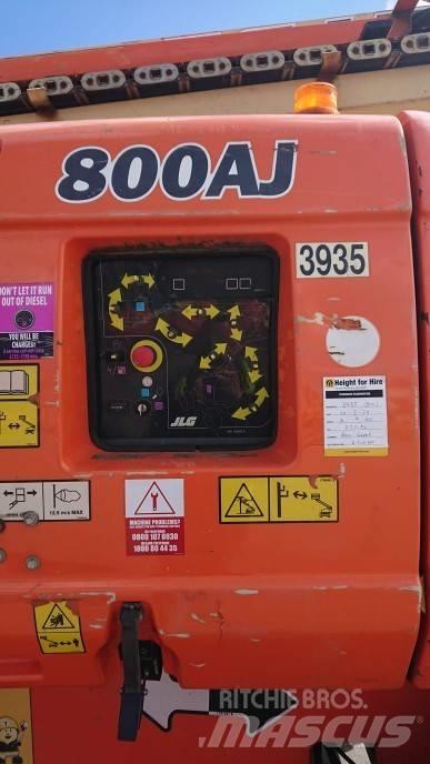 JLG 800AJ Съчленени стрелови подемници