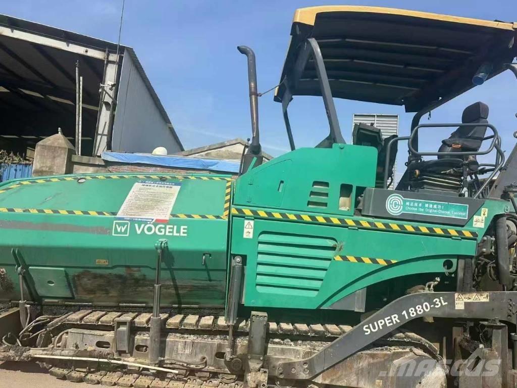 Vögele 1880-2l Машини за асфалт