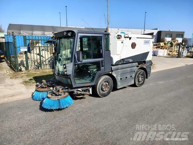 Schmidt Swingo 200 Камиони за почистване