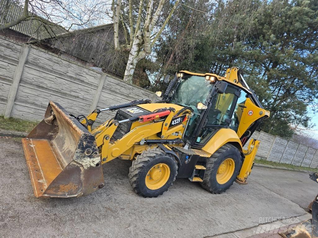 CAT 432 F Товарач със заден ексватор