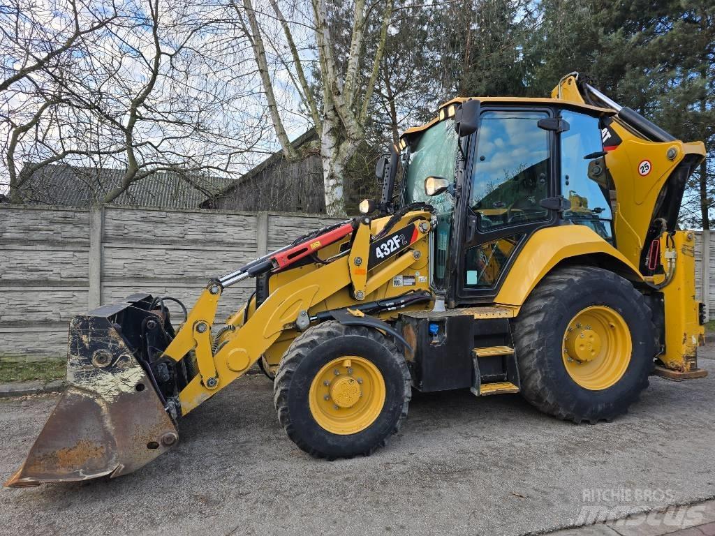 CAT 432 F Товарач със заден ексватор