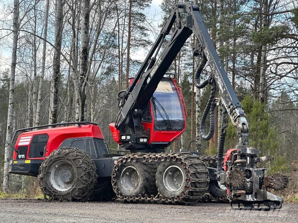 Komatsu 911 Харвестери