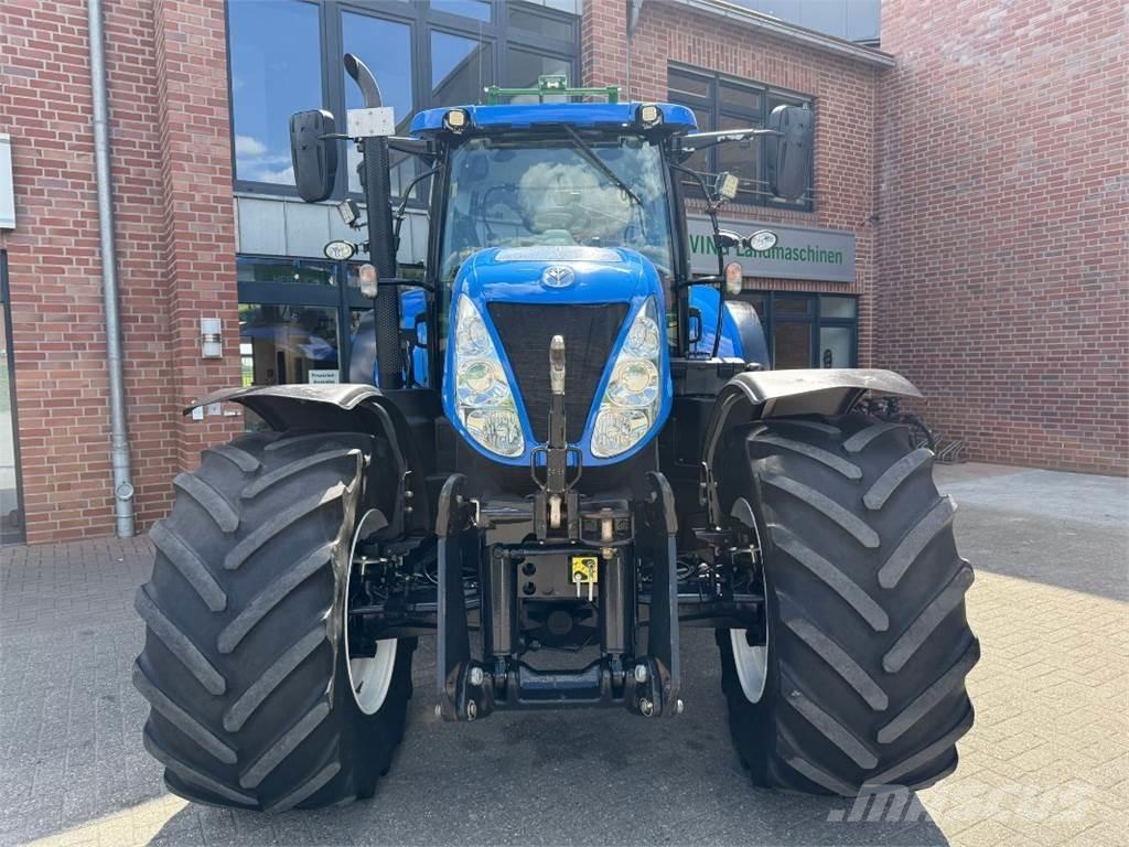 New Holland T7.220 Трактори