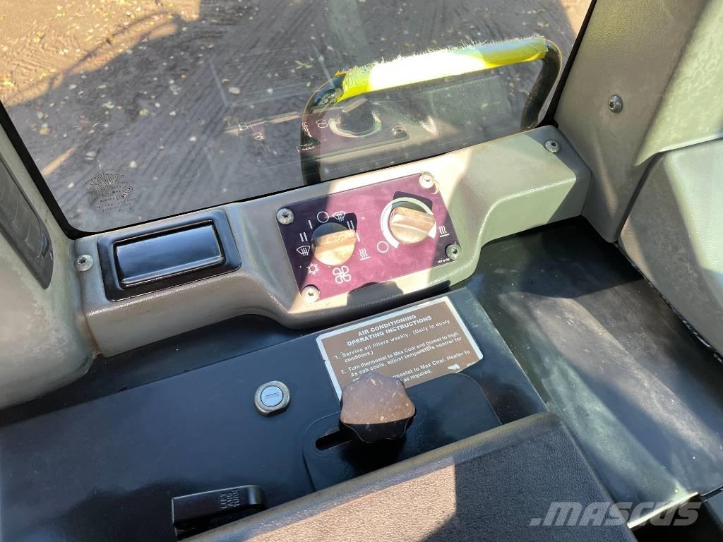 CAT 953 C Верижен товарач