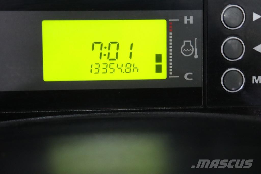 Hyster H2.5XT Камиони с АГУ