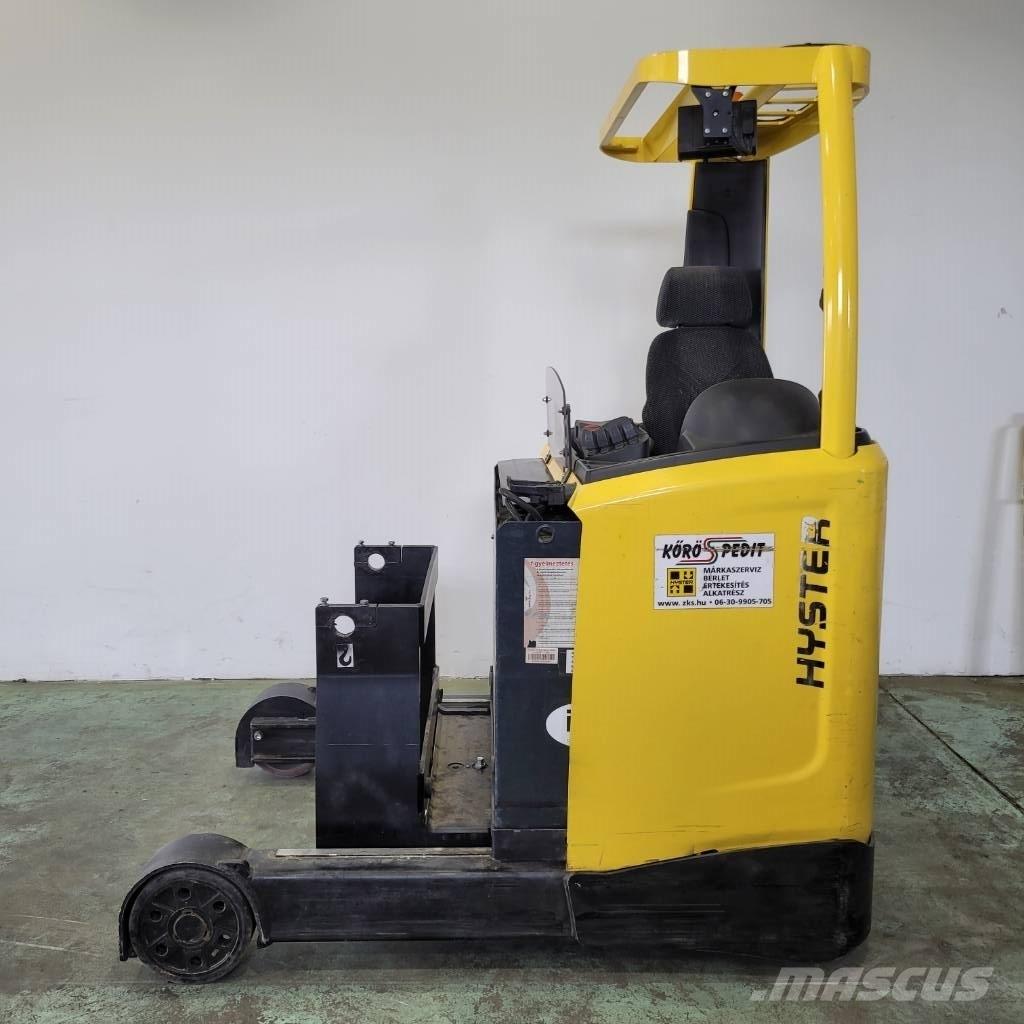 Hyster R 1.6 Ретрак/ Високоповдигач с изместване на вилката напред