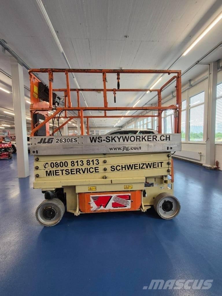 JLG 2630 ES Ножични работни платформи