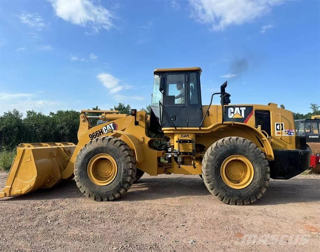 CAT 966H Колесни товарачи