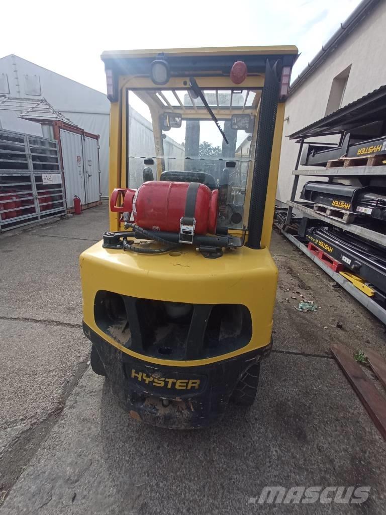 Hyster H 3.00 FT Камиони с АГУ