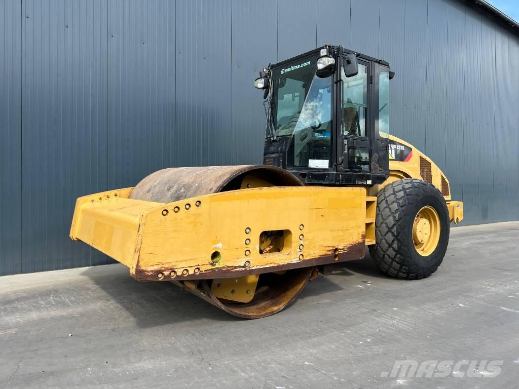 CAT CS76 XT Еднобарабанни ролки
