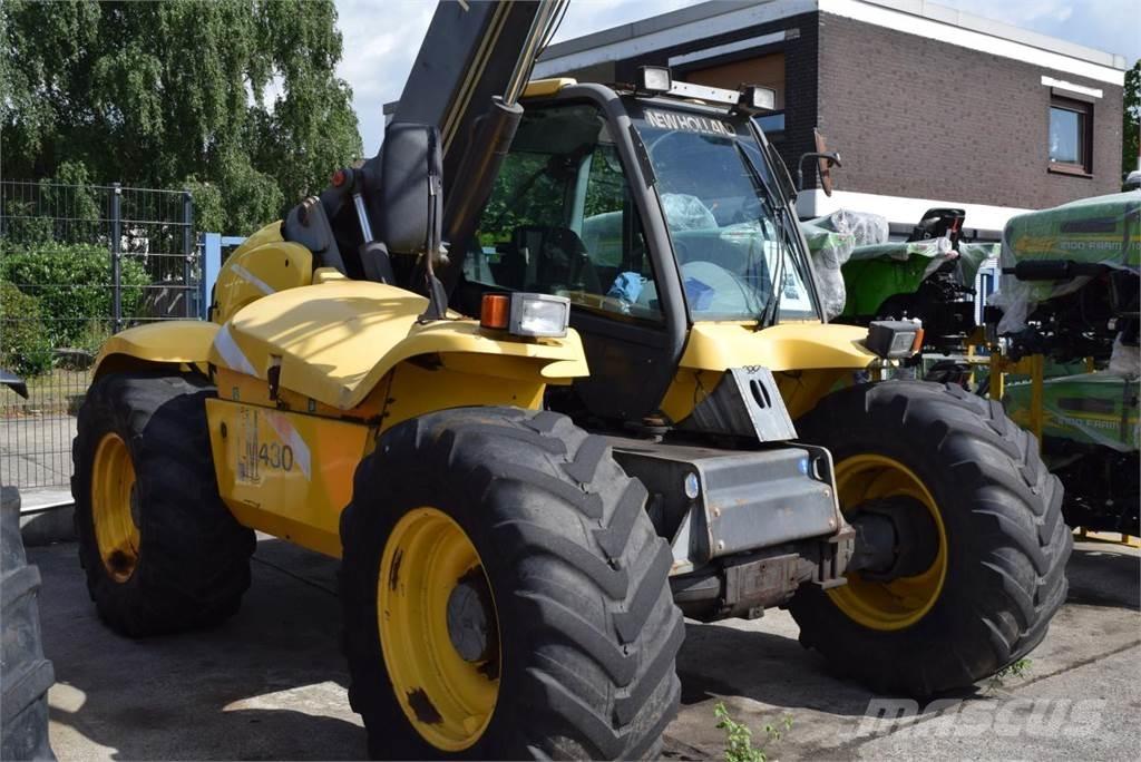 New Holland LM 430 Телескопични повдигачи

