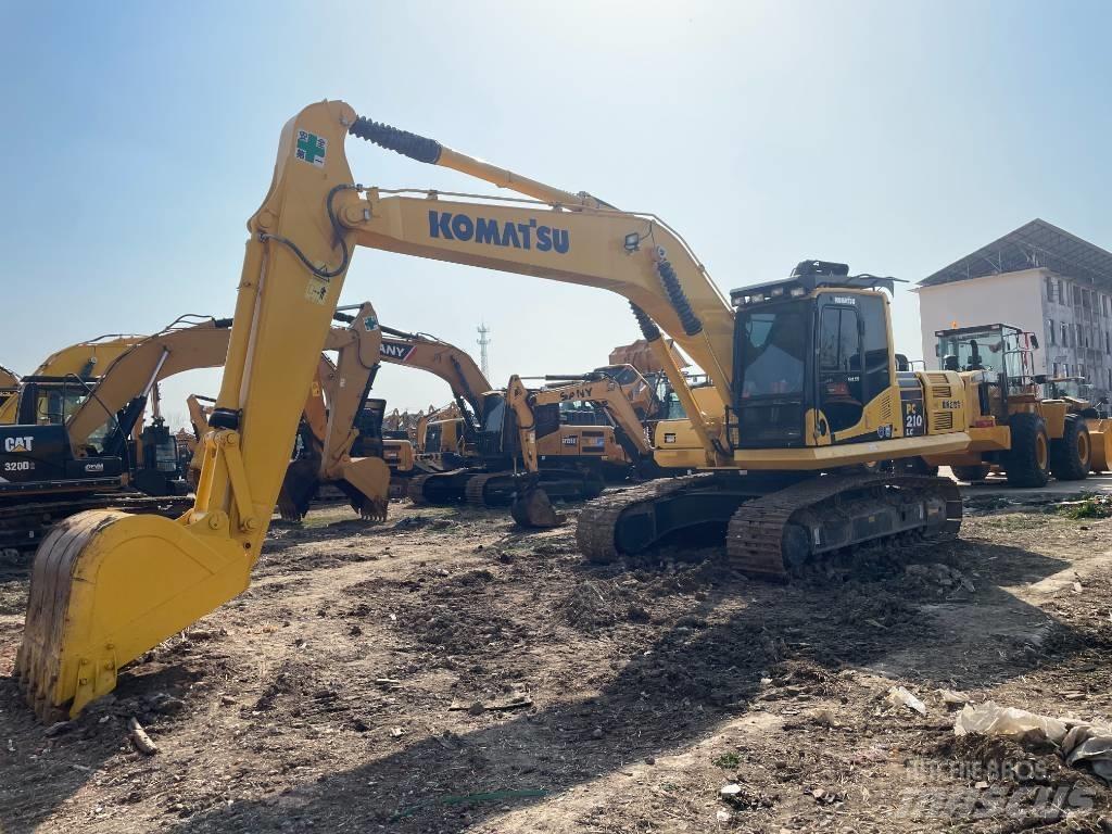 Komatsu 210 Верижен екскаватор