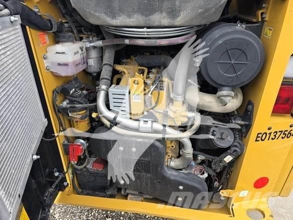 CAT 259D3 Мини товарачи
