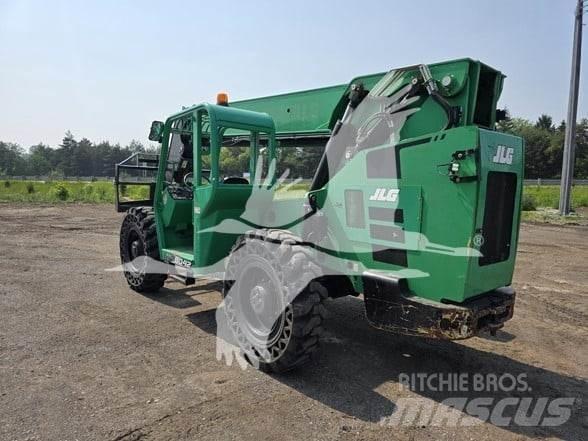 SkyTrak 8042 Телескопични товарачи