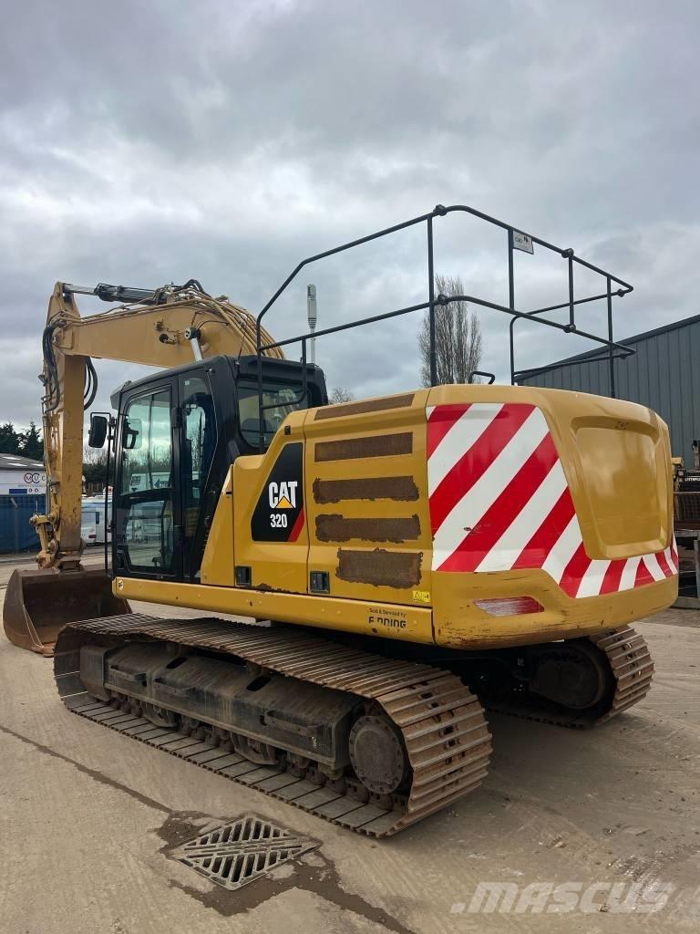 CAT 320 Верижен екскаватор