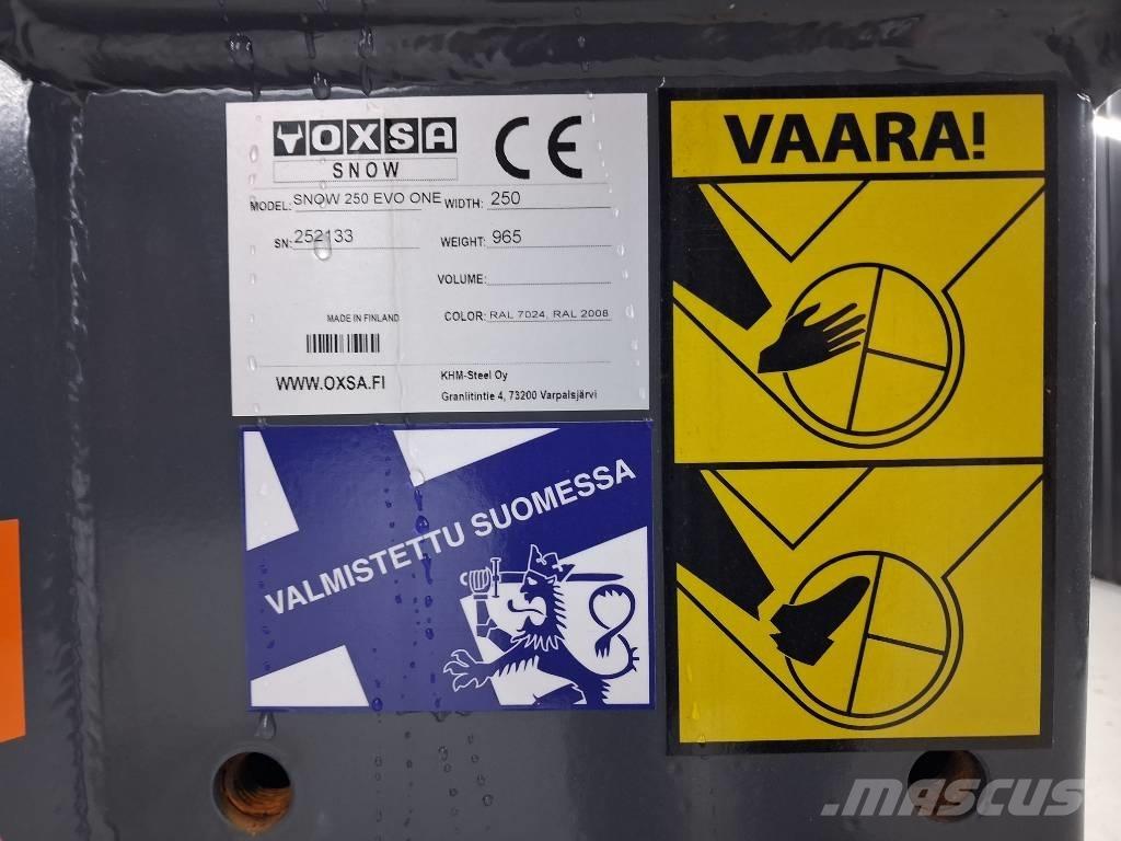 Oxsa EVO 250 One Снегохвъргачки
