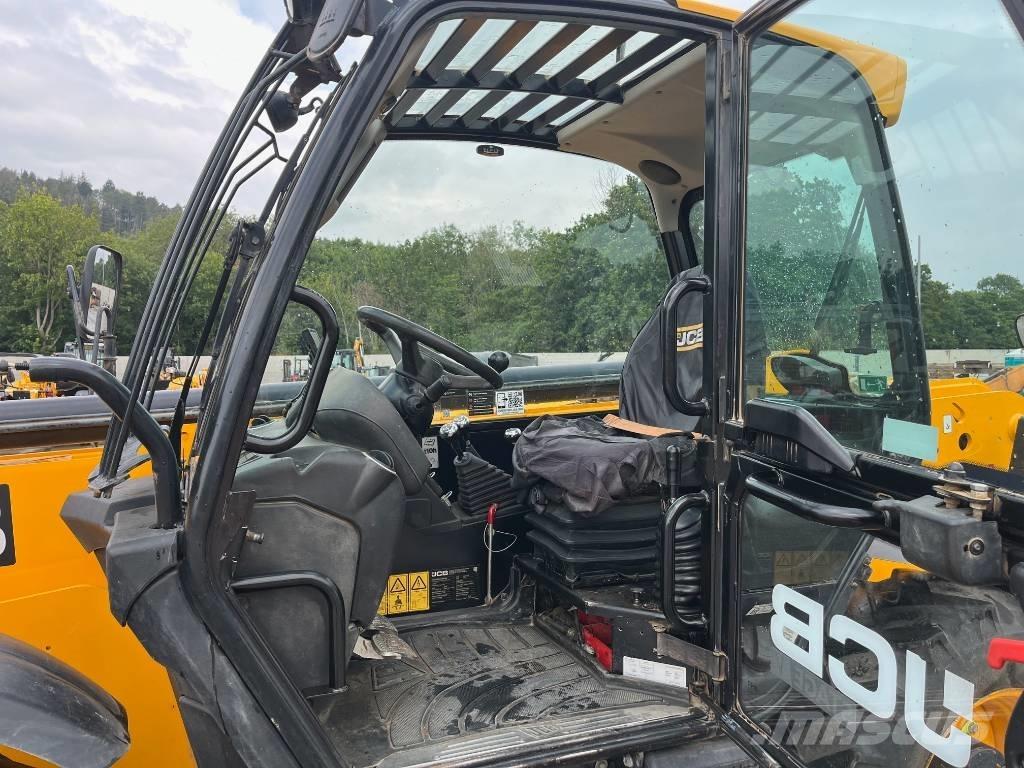 JCB 540-140 Телескопични товарачи