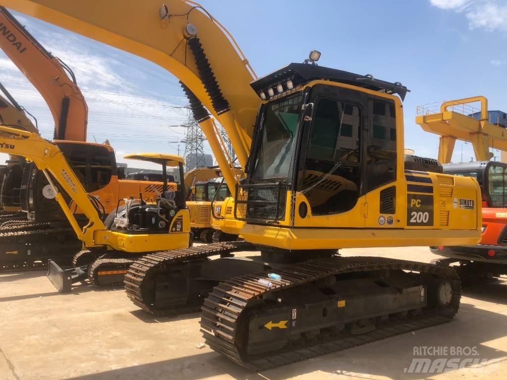Komatsu PC200 Верижен екскаватор
