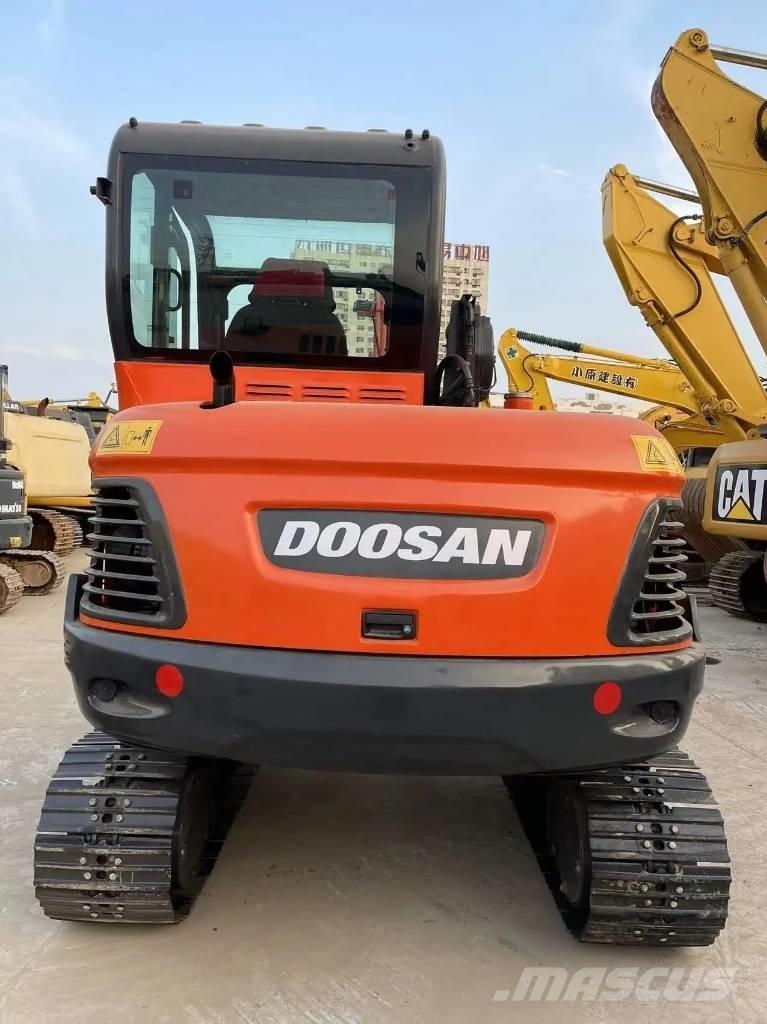 Doosan DX60-9C Мини екскаватори < 7 т