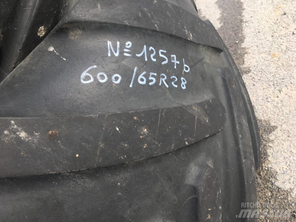 Michelin 600/65R28 Колелета/Гуми