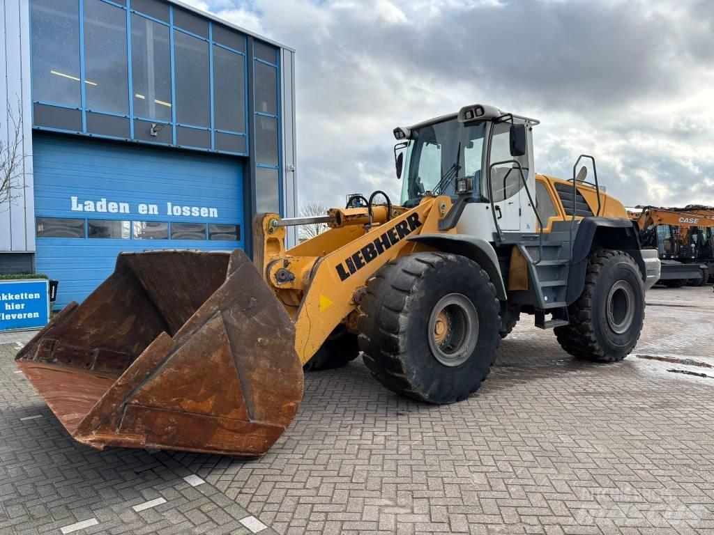 Liebherr L 566 Колесни товарачи