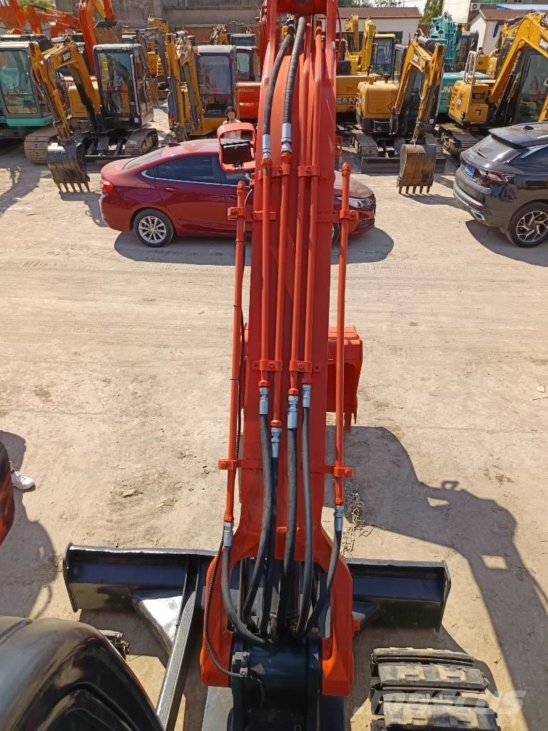 Kubota KX 185 Средни екскаватори 7т - 12т