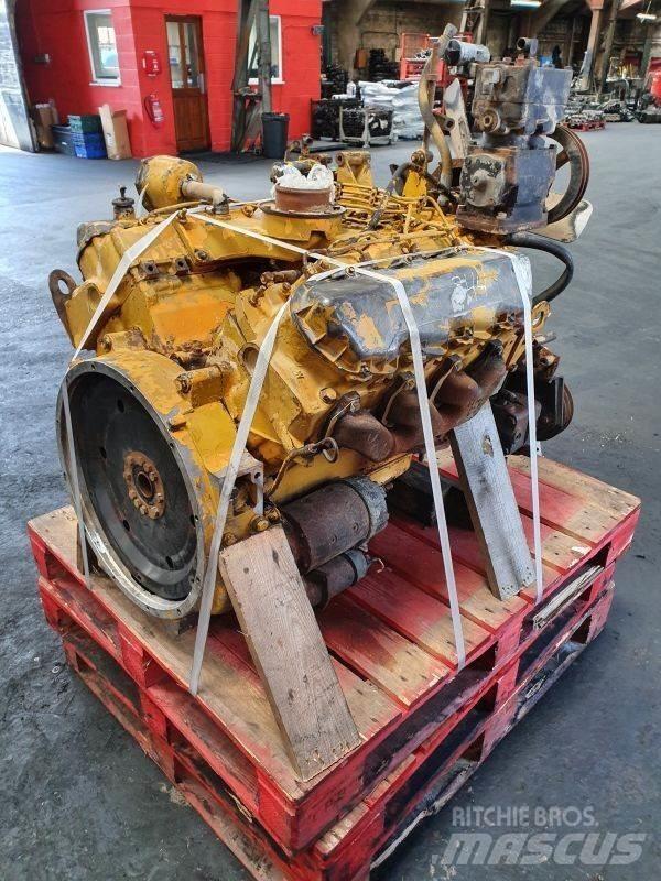 CAT 3208 Двигатели